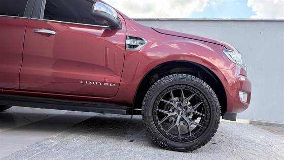 FORD RANGER 3.2 LIMITED 4X4 CD 20V DIESEL 4P AUTOMÁTICO FORD RANGER 3.2 LIMITED 4X4 CD 20V DIESEL 4P AUTOMÁTICO